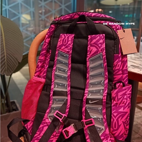 Limited Edition Pink Nike elite - Picture 2 of 5